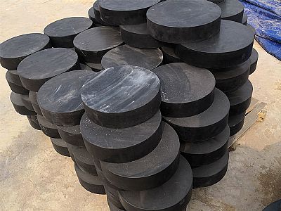 白玉县板式橡胶支座由若干层橡胶片与薄钢板经加压硫化